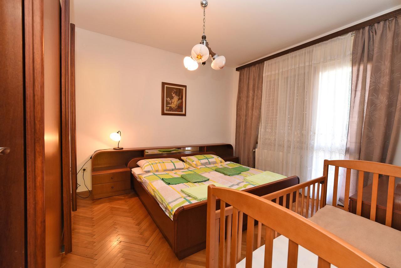 Apartments Josip 74 Pula Exterior foto