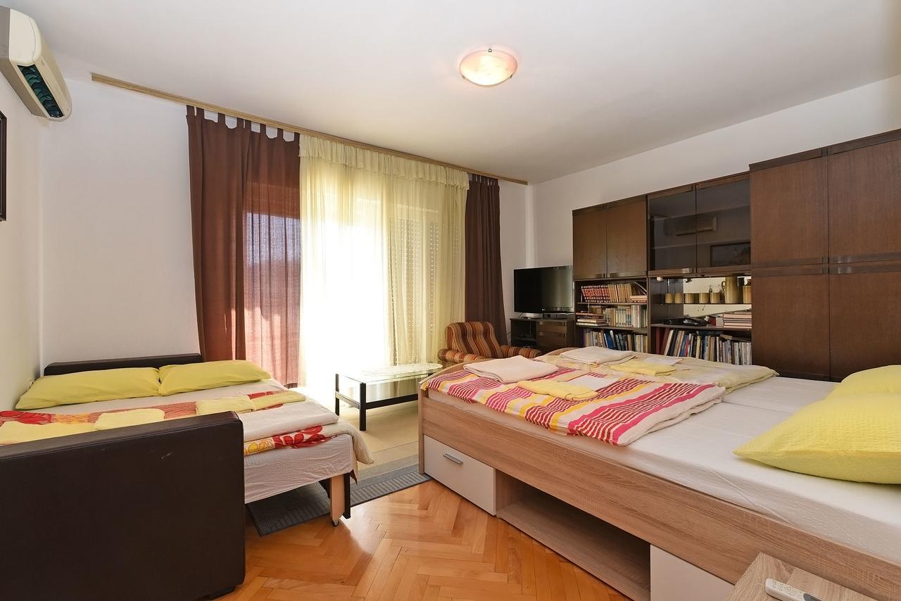 Apartments Josip 74 Pula Exterior foto