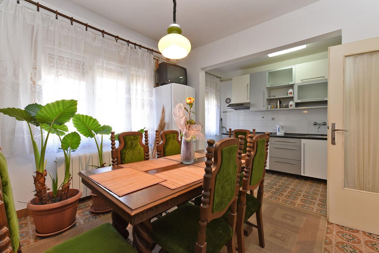 Apartments Josip 74 Pula Exterior foto