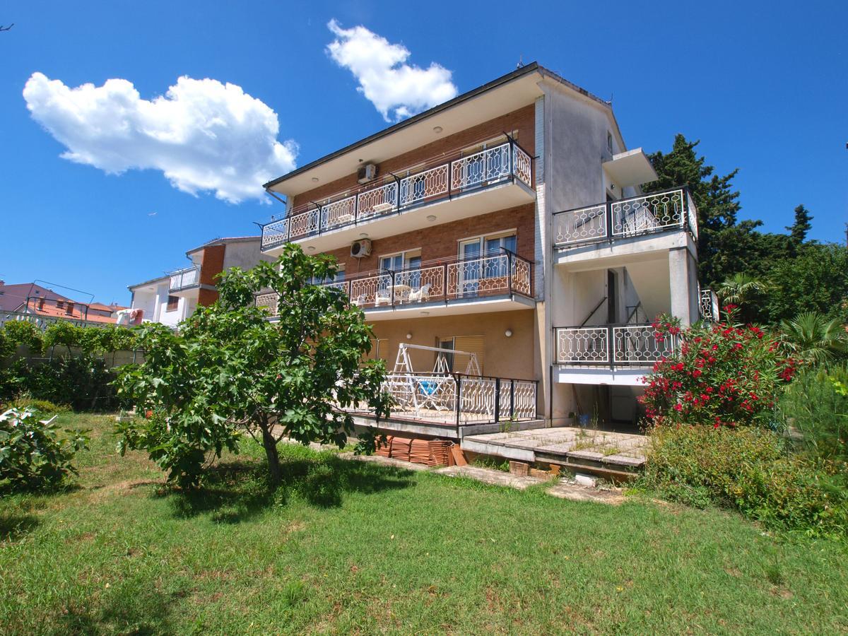 Apartments Josip 74 Pula Exterior foto
